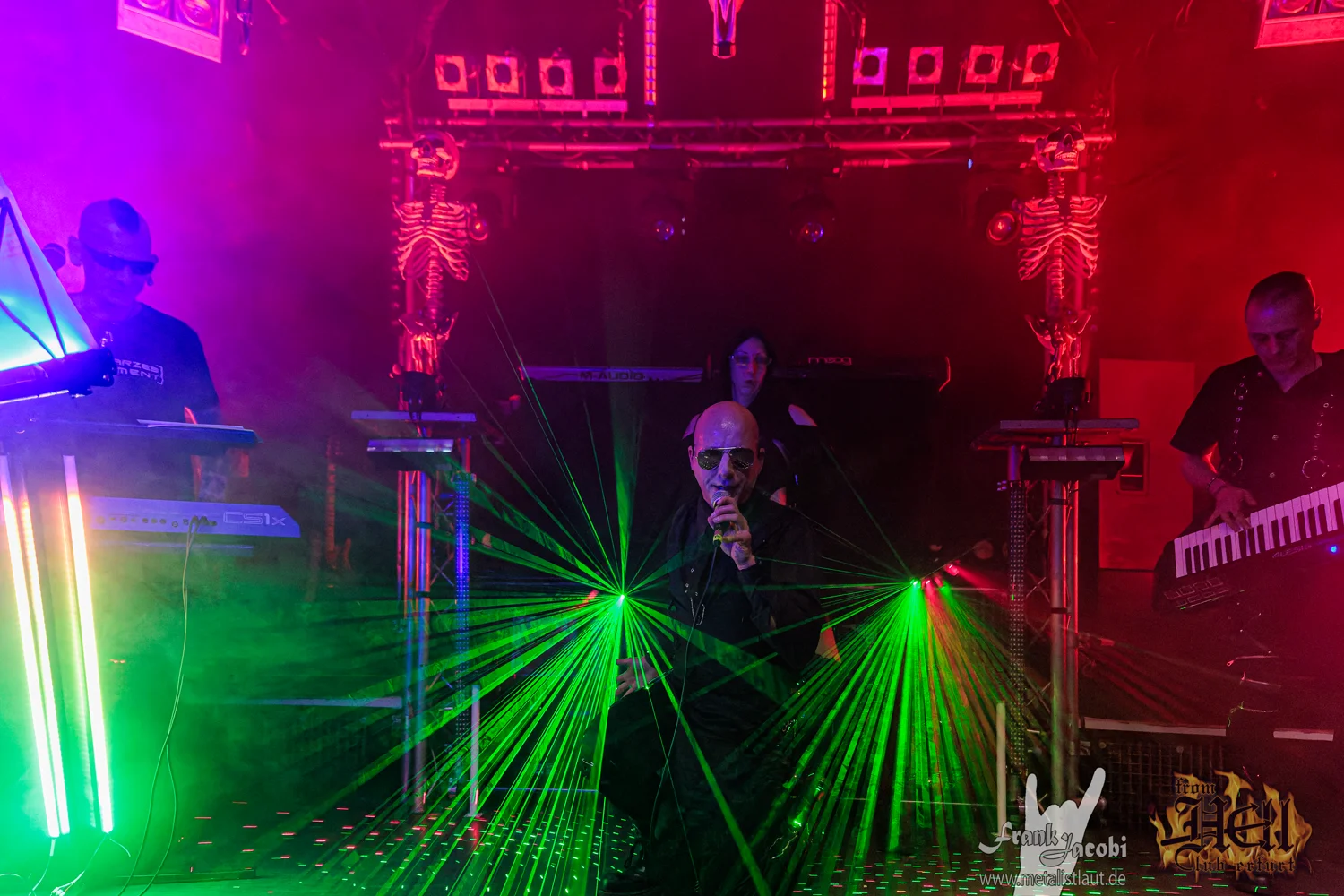 Schwarzes Fragment live als Support für Kirlian Camera, Club From Hell Erfurt – Bild 3